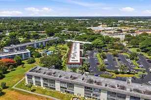 2901 Victoria Cir, Coconut Creek, FL 33066 - Photo 34