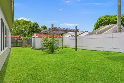 7779 Blairwood Circle N, Lake Worth, FL 33467 - Photo 26