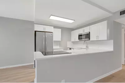 296 Fanshaw H, Boca Raton, FL 33434 - Photo 4