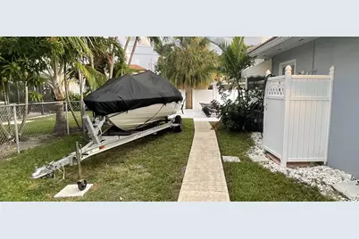 1061 Bimini Lane, West Palm Beach, FL 33404 - Photo 54