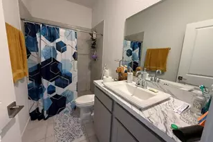 561 NE 5th Way, Florida City, FL 33034 - Photo 14