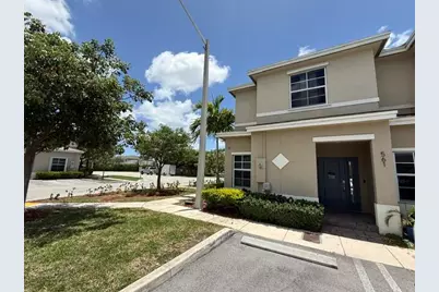 561 NE 5th Way, Florida City, FL 33034 - Photo 4
