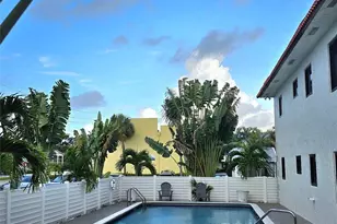 2201 NE 36th St, Lighthouse Point, FL 33064 - Photo 2