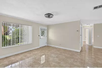 1334 SE Vestridge Lane, Port Saint Lucie, FL 34952 - Photo 6