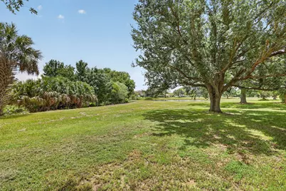 1334 SE Vestridge Lane, Port Saint Lucie, FL 34952 - Photo 42