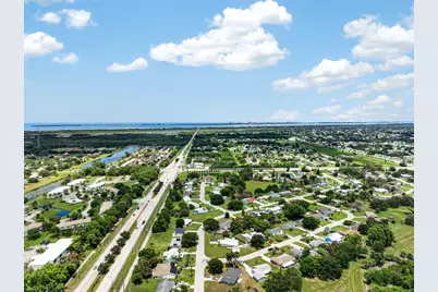 1334 SE Vestridge Lane, Port Saint Lucie, FL 34952 - Photo 58