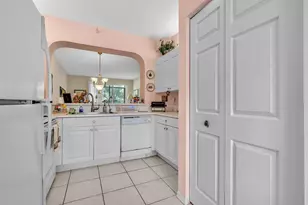 7647 Southampton Terrace, Tamarac, FL 33321 - Photo 8