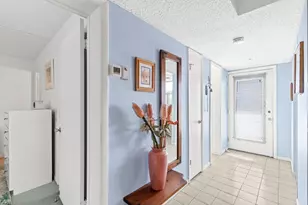 2615 NE 3rd Ct, Boynton Beach, FL 33435 - Photo 4