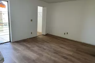 100 Village Green Cir E, Palm Springs, FL 33461 - Photo 6