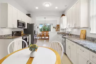 9110 Bay Harbour Cir, West Palm Beach, FL 33411 - Photo 14