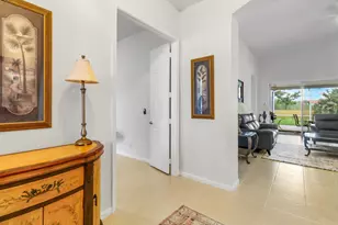 9110 Bay Harbour Cir, West Palm Beach, FL 33411 - Photo 8