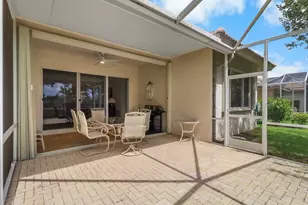 9110 Bay Harbour Cir, West Palm Beach, FL 33411 - Photo 32