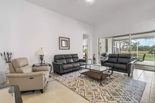 9110 Bay Harbour Cir, West Palm Beach, FL 33411 - Photo 10