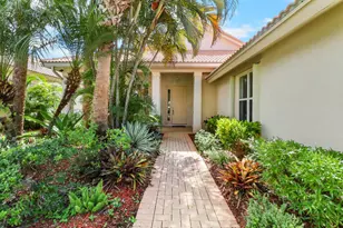 9110 Bay Harbour Cir, West Palm Beach, FL 33411 - Photo 4