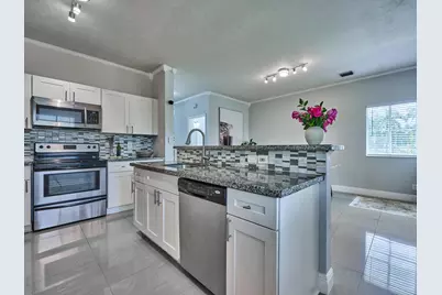 101 S Santa Catalina Circle #101, North Lauderdale, FL 33068 - Photo 6