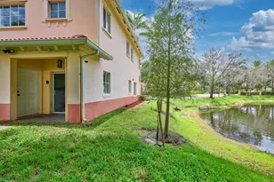 101 S Santa Catalina Cir, North Lauderdale, FL 33068 - Photo 4