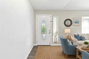 7407 Hazelwood Cir, Lake Worth, FL 33467 - Photo 8