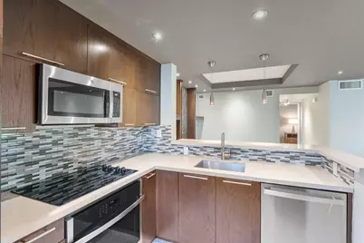 2705 S Oakland Forest Drive #104, Oakland Park, FL 33309 - Photo 10