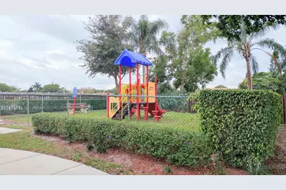 4807 Sable Pine Circle #B1, West Palm Beach, FL 33417 - Photo 36