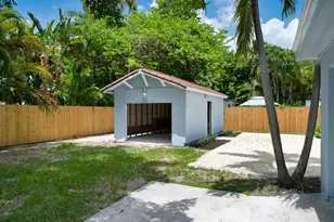 9920 SW 49th St, Miami, FL 33165 - Photo 12