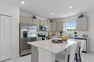 3207 Spanish Cedar Pl, Fort Pierce, FL 34946 - Photo 2