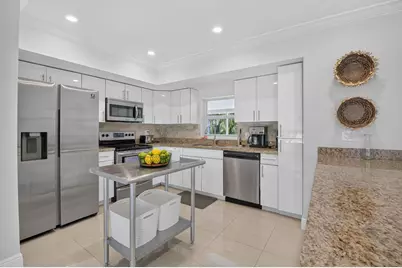 700 NE 70th Street, Boca Raton, FL 33487 - Photo 10