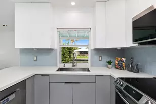 1771 NE 33rd St, Oakland Park, FL 33334 - Photo 10