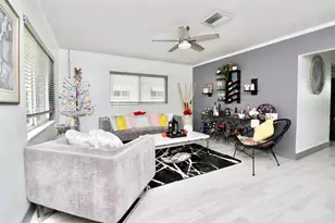 8103 NW 58th Pl, Tamarac, FL 33321 - Photo 16