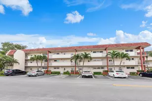 8990 S Hollybrook Blvd, Pembroke Pines, FL 33025 - Photo 1