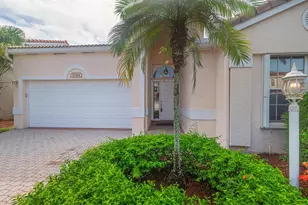17314 Ventana Dr, Boca Raton, FL 33487 - Photo 2
