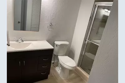 235 Lakeview Drive #102, Weston, FL 33326 - Photo 10