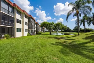 9823 S Hollybrook Lake Dr, Pembroke Pines, FL 33025 - Photo 20