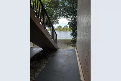 2121 NW 96th Terrace #14M, Pembroke Pines, FL 33024 - Photo 2
