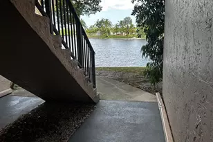 2121 NW 96th Terrace, Pembroke Pines, FL 33024 - Photo 2