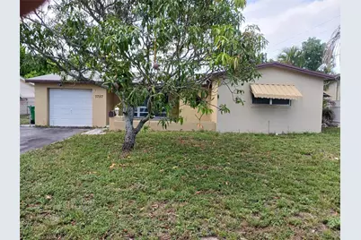 7757 SE Embassy Boulevard, Miramar, FL 33023 - Photo 2