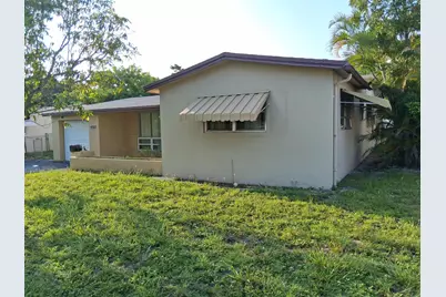 7757 SE Embassy Boulevard, Miramar, FL 33023 - Photo 1