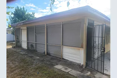 7757 SE Embassy Boulevard, Miramar, FL 33023 - Photo 8