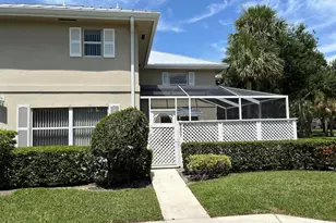 2807 SW Lakemont Pl, Palm City, FL 34990 - Photo 2