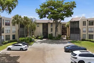 6301 N University Dr, Tamarac, FL 33321 - Photo 2
