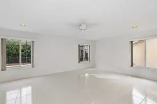 10654 Santa Laguna Dr, Boca Raton, FL 33428 - Photo 20