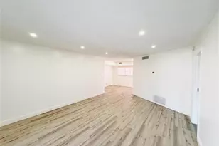 2710 Riverside Dr, Coral Springs, FL 33065 - Photo 12