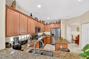 809 Triana St, West Palm Beach, FL 33413 - Photo 12