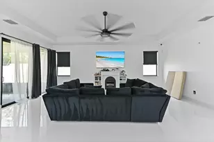 7461 Moonrise Dr, Lake Worth, FL 33467 - Photo 8