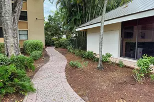 8437 Forest Hills Dr, Coral Springs, FL 33065 - Photo 36