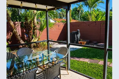 819 NE 2nd Court, Hallandale Beach, FL 33009 - Photo 10