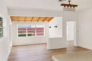 819 NE 2nd Ct, Hallandale Beach, FL 33009 - Photo 4