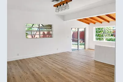 819 NE 2nd Court, Hallandale Beach, FL 33009 - Photo 2