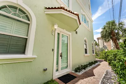 430 Sunset Drive, Pompano Beach, FL 33062 - Photo 6
