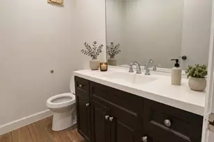 1759 SW 81st Ln, Davie, FL 33324 - Photo 8