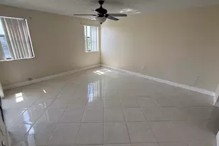 2334 S Cypress Bend Dr, Pompano Beach, FL 33069 - Photo 8